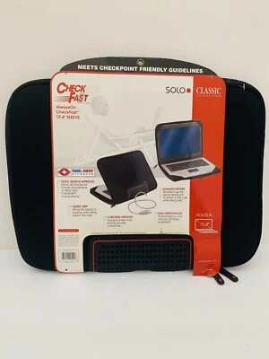 Check Fast Solo 15.4" Laptop Travel Sleeve Case - Image 1 of 4