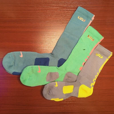 New Nike Elite Socks LeBron James Dri-Fit Basketball Crew Size Medium Large XL - Image 1 of 4