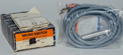 Honeywell Micro Switch Proximity Sensor (923AA2W-A7T) - Image 1 of 3
