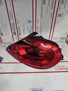 2013 - 2016 VOLKSWAGEN BEETLE RIGHT PASSENGER SIDE TAIL LIGHT - Picture 1 of 18