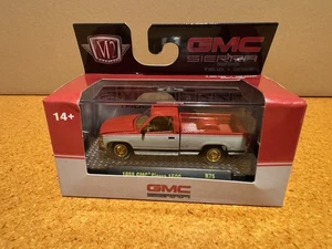 M2 Machines 1988 GMC Sierra 1500 Chase 1 of 750 - Picture 1 of 11