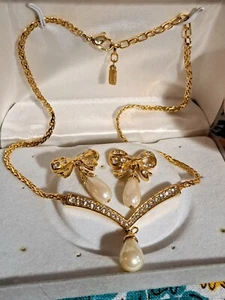 Vintage Vendome Necklace Earrings Set Rhinestone Pearl high end costume jewelry - Picture 1 of 16