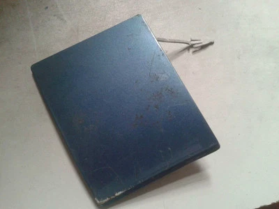 1005 A4B 1998-2001 FORD FOCUS SEDÁN PARACHOQUES TRASERO CUBIERTA EN AZUL 98AB - F17K922 CD Foto 1 de 2