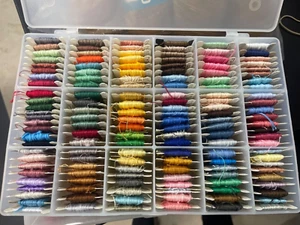Embroidery & Cross Stitch Carded Thread Floss in Box over 100 Skeins - Picture 1 of 1