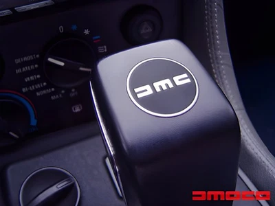 Emblema de palanca de cambios automática DeLorean - acero inoxidable Foto 1 de 2