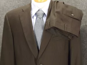 Tuta Haggar uomo lana 44R marrone righe 34x31 pantaloni plissettati 2 pezzi 2 bottoni - Foto 1 di 12