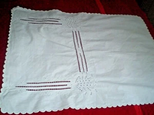 Vintage Lovely Handmade Emboidered Tablecloth White Embroidery - Bild 1 von 5