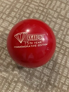 NEU 75th Anniversary Brunswick Bowlingkugel ROT ungebohrt selten WIBC 14 Pfund - Bild 1 von 3