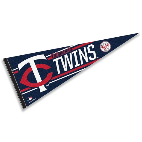 Minnesota Twins MLB 12 in X 30 in Pennant Cover