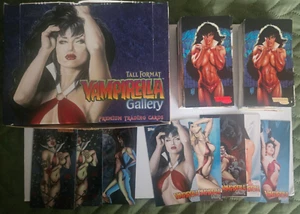 1995 Topps Tall Format VAMPIRELLA Gallery Trading Cards LOT Promo Chase Red Gold - Bild 1 von 4