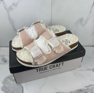 True Craft Originals Blush Pink Sherpa Slip On Sandals Buckle Accents NIB Sz. 8M - Picture 1 of 15