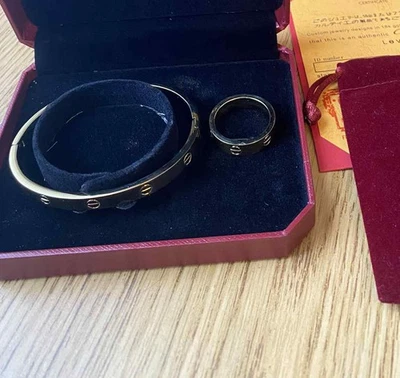 Juego de pulsera y anillo Foto 1 de 4