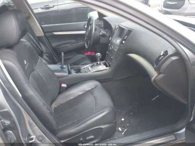 Fuse Box Engine VQ37VHR Engine Compartment Fits 10-13 INFINITI G37 4726604 - Imagem 1 de 4