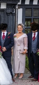 Absolutely Stunning MOB Dress. The couture Club. Size 18 But Really A 16. - Picture 1 of 12