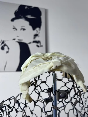 Sombrero Fascinador Vintage Amarillo Para Mujer Boda Derby Tea Party Foto 1 de 4