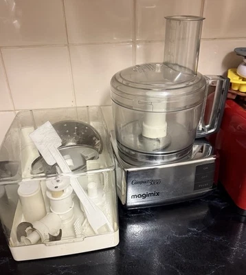 Magimix Compact System 3100 Premium Food Processor - Accessories - Image 1 of 4