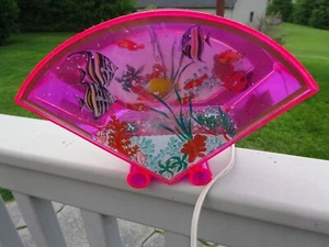70's Aquarium Fish Lamp Pink Acrylic Fan w Tropical Angel Fish Night Light 8"x5" - Picture 1 of 7
