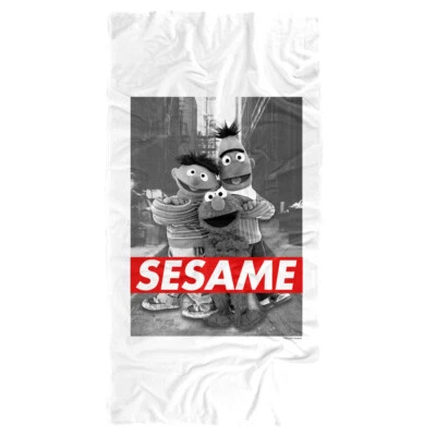 Toalla de playa con licencia oficial Sesame Street Sesame 30"x60" Foto 1 de 4