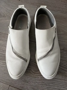 Schöne Halbschuhe Gr. 39 Bullboxer - Bild 1 von 5