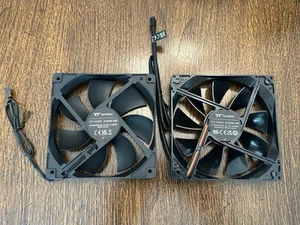 (2-PACK) Thermaltake TT-1225 A1225L12S, 12V 0.30A Silent Cooling PC Fan 3-PIN - Picture 1 of 3
