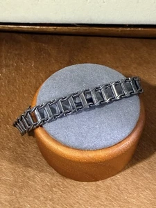 925, Sterling Black Rhodium Railroad  Bracelet  Sz 8 1/2” Vera Wang NWT - Picture 1 of 10