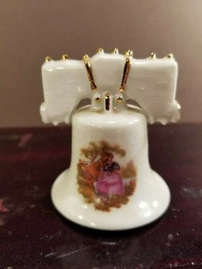 Campana de porcelana pequeña Limoges Francia romántica - Imagen 1 de 8
