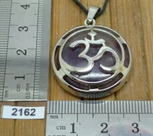 Pendentif AUM en AMETHYSTE + CORDON reglable - mantra OM reiki meditation - Imagen 1 de 3