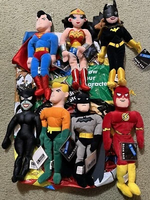 Lote 7 - 1998 WARNER BROS. WB Conjunto de Super Heróis BATGIRL, Batman, Superman, BOLSA DE FEIJÃO - Imagem 1 de 4