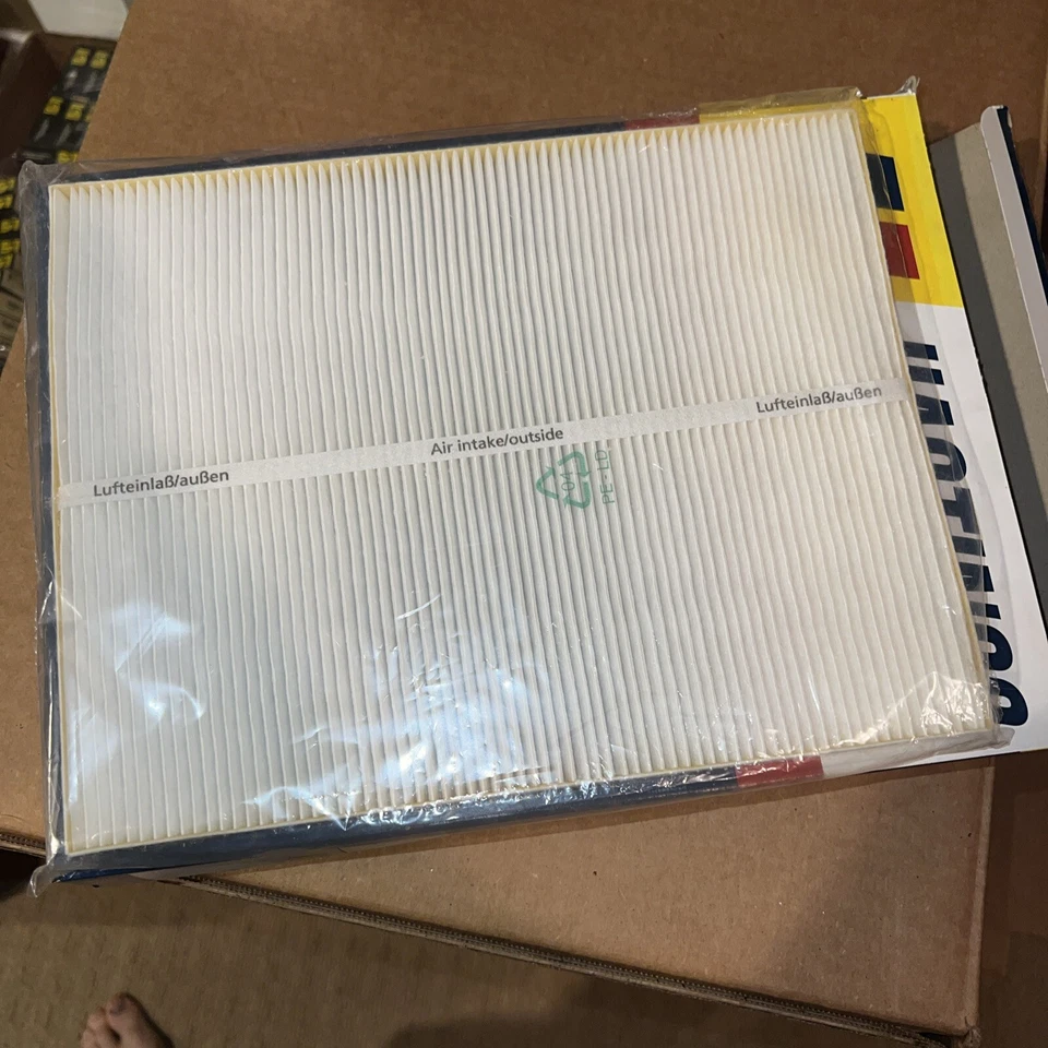 Cabin Air Filter Hastings AF1009 / Wix 24781 fits 97-01 Cadillac Cater-a 3.0L-V6 Foto 1 de 4