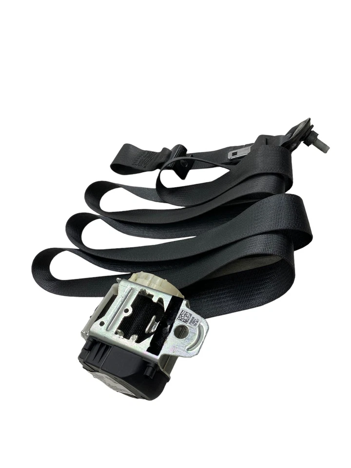 2020-2023 GMC SIERRA K3500 REAR LEFT DRIVER SEAT BELT RETRACTOR BLACK 84761100 - Image 1 of 4