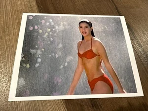 FAST TIMES AT RIDGEMONT HIGH Kunstdruck Foto 8x10" College Poster PHOEBE CATES - Bild 1 von 2