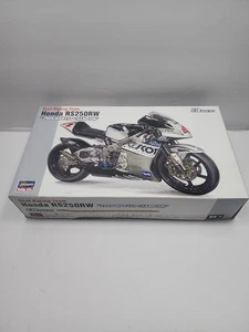 Hasegawa #21501 1/12 HONDA RS250RW 2009 WGP250 Champion - Foto 1 di 3