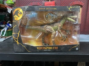 JURASSIC WORLD AMBER COLLECTION VELOCIRAPTOR ECHO FIGUR NEU - Bild 1 von 2