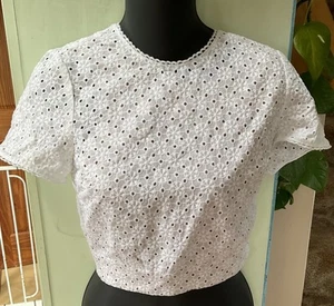 Michael Kors Shirt Womens 00 White Eyelet Crop Top Lined Zip In Back NWT $155 RT - Picture 1 of 7