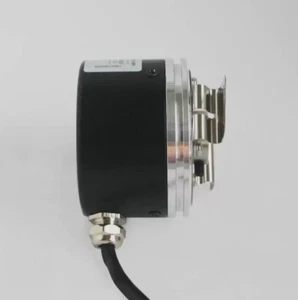 NEW EC40B6-P4AR-300 encoder - Picture 1 of 4
