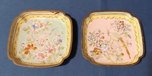 1920 Lote de 2 Bandeja de baratija china pintada a mano esmalte chino sobre latón MOTIVO DE PÁJARO - Imagen 1 de 4
