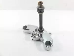 2007 Victory Vegas Jackpot Lower Triple Tree Steering Clamp 43mm 1822857 1823532 - Picture 1 of 12