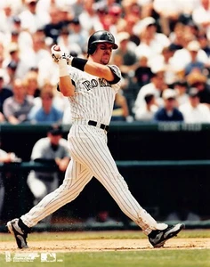 Larry Walker Colorado Rockies 8x10 Photo #1021 - Picture 1 of 2