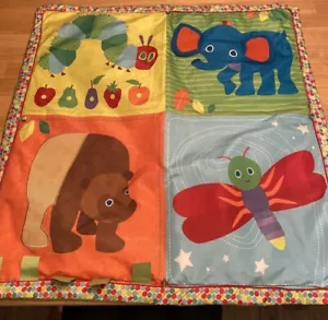 Eric Carle part of Activity Mat 2 books Caterpillar & apple worm finger puppet - Foto 1 di 12