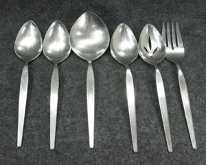 Oneida Community Betty Crocker SATINIQUE (Older) 6 Piece Serving Set - Picture 1 of 8