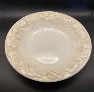 Vintage Large Pottery Barn Garlic Theme Embossed Pasta/ Serving Bowl 10" EUC - Bild 1 von 5