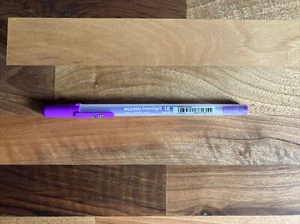 Bolígrafo de gel púrpura Sakura Gelly Roll Moonlight 10 (0,5 mm) - Imagen 1 de 3