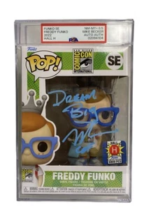 Clasificado PSA 8.5 Funko Pop! Freddy Funko Hall H SDCC 2022 firmado por Mike Becker - Imagen 1 de 1