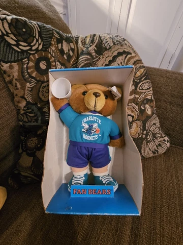 Vintage 1994 Charlotte Hornets Fan Bears Official Licensed NBA Product Mascot Cover