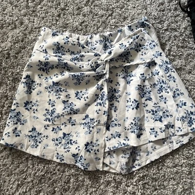 Blumen Hosenrock - Bild 1 von 4