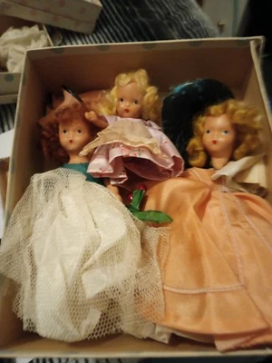 Lote de 10 Muñecas Nancy Ann Libro de Cuentos en Cajas Originales Años 40 6" de Alto Foto 1 de 4