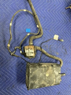 Bote de carbono Volvo S60R V70R S60 Evap Caper 2004-2007 2,5 L OEM #2911M Foto 1 de 4