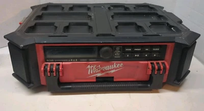 LEER Descripción Altavoz Radio Bluetooth PACKOUT Milwaukee 2950-20 M18, Foto 1 de 4