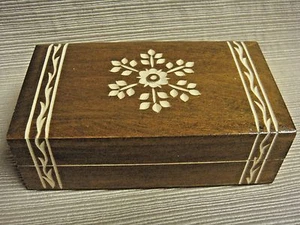 Pretty & Perfect HAND CRAFTED WOODEN BOX by VILLAGE HOUSE of POLAND - Picture 1 of 12