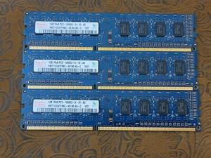 3GB 3x1GB Hynix HMT112U6BFR8C-G7 1Rx8 PC3-8500U DDR3 non-ECC Desktop RAM ꜽ - Picture 1 of 2